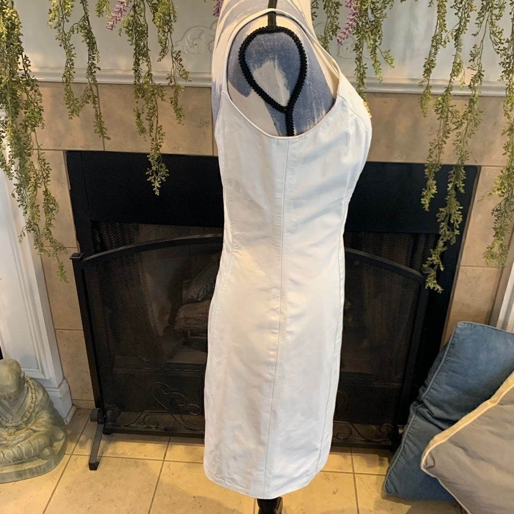 Dangerous Threads Women's 8 white leather with gold bead neck thin strap dress - Picture 4 of 16